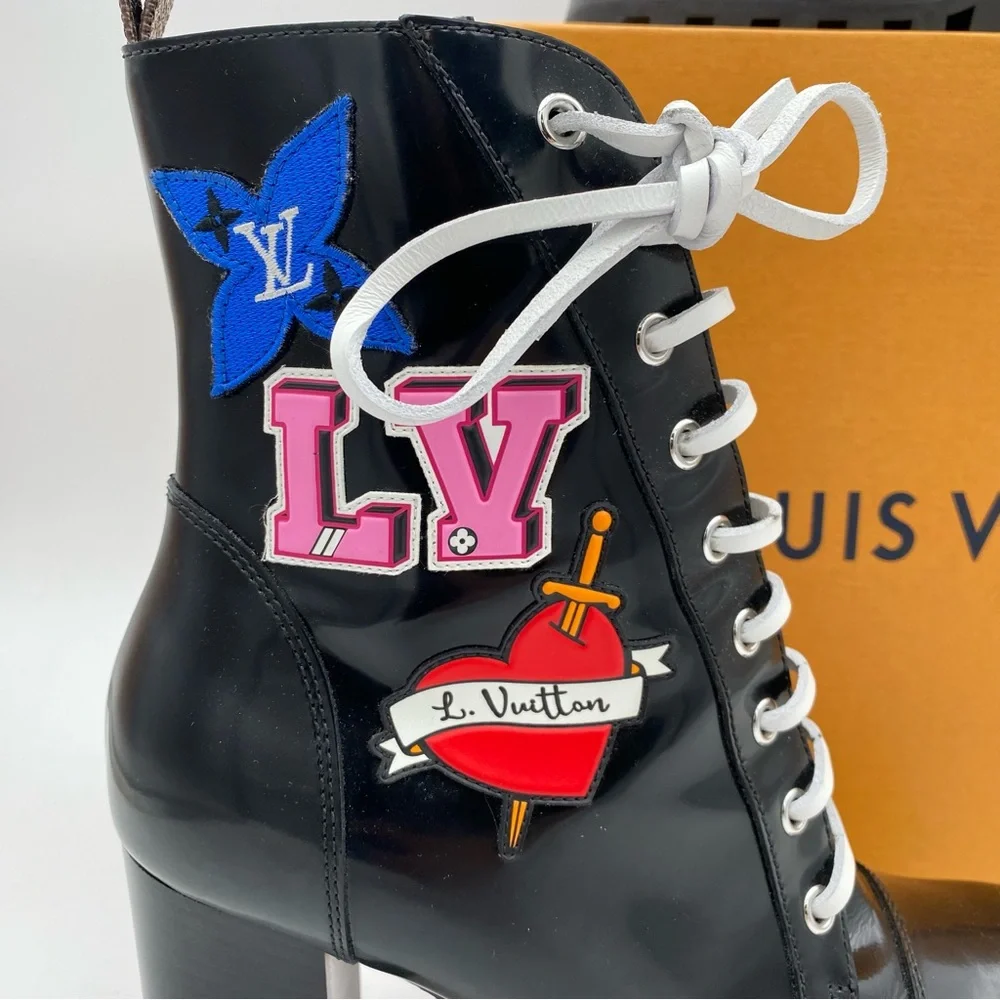 Louis Vuitton Patent Monogram Womens 38.5 Black Heart Star Trail Ankle Boots - Picture 2 of 9